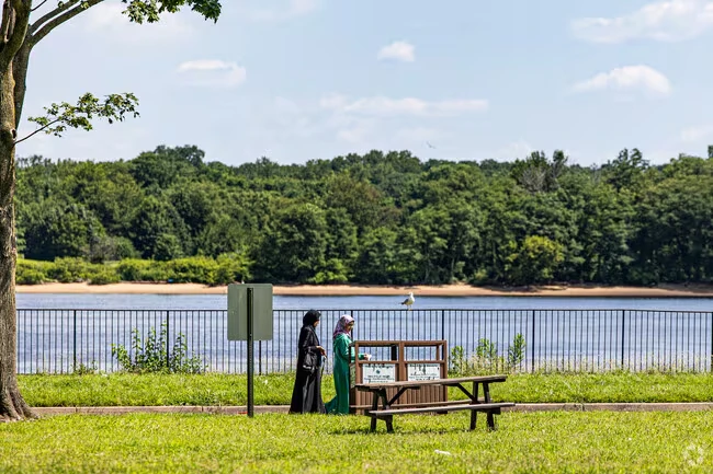 Edgewater Park, NJ
