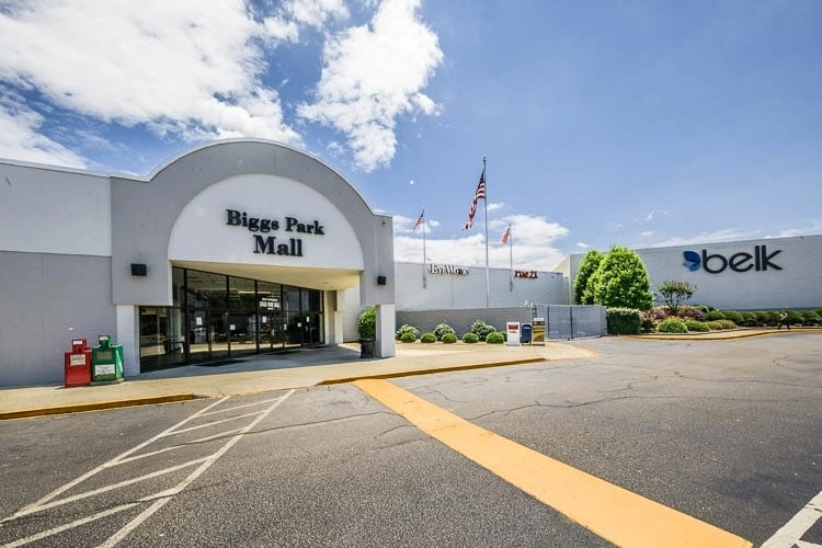 Lumberton Mall
